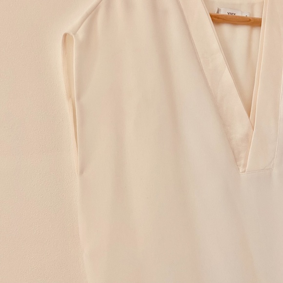 VINCE Ivory/Cream Sleeveless Tunic Blouse - Picture 5 of 13